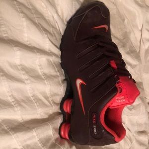 Nike Shox size 8 used gently